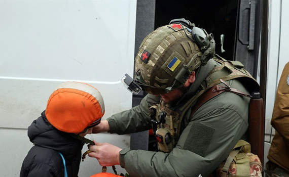 Бачать ціль — б’ють по цивільних. Як евакуюють людей з Костянтинівки та Лиману під ударами дронів