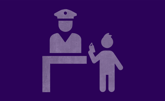 Приготовьте ребенку паспорт. Как с 29 октября изменятся правила пересечения КПВВ