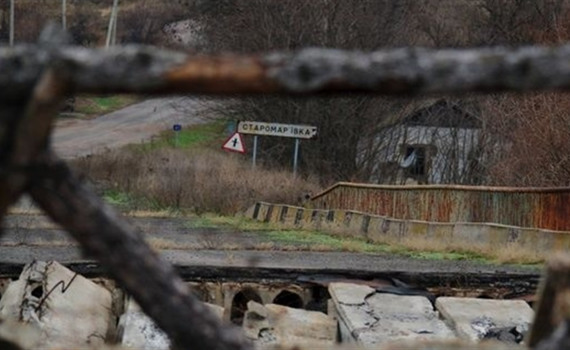 Ось як живуть у прифронтовій Старомар’ївці. Місяць тому село пережило масивний обстріл
