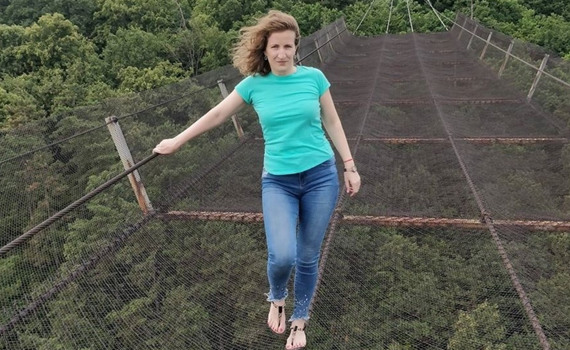  Анна Кравчук из Покровска сортирует 19 видов отходов. Почему это выгодно и что для этого нужно