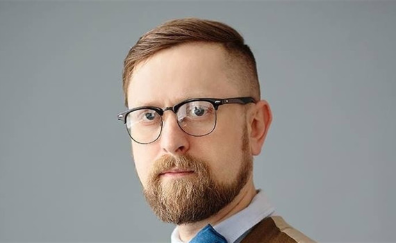 Дмитрий Алимкин, Instagram-блогер из Краматорска, создает живописный образ родного города