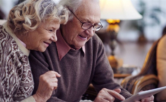 Доплата до пенсії 2600 гривень — хто з пенсіонерів має право її отримати