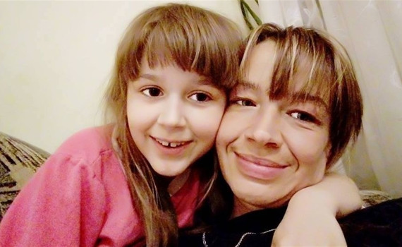 «Держусь. Со мной самые главные люди и гениальный врач»: журналистка из Луганска просит о помощи 