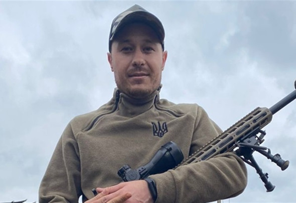«Моя війна не закінчилась, вона продовжується в іншій ролі». Історія ветерана Артема Гесмана