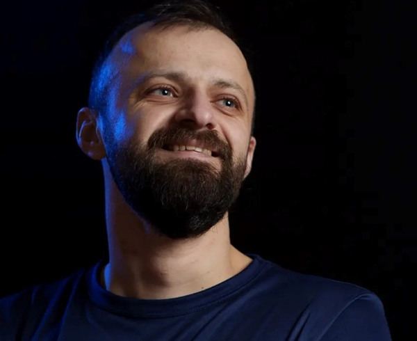 Часом відчуваю себе фараоном. Історія Володимира Гери, який 10 років пересувається в кріслі колісном