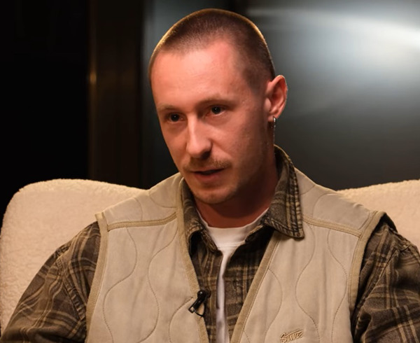 Віталій Лєсін у програмі "ДУМКИ НА СТІЛ": Волонтерство, пікапи на фронт, гендерна рівність у війську