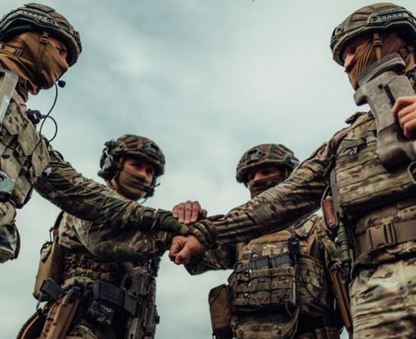 Новий довідник для командирів: як зберегти життя бійців і підвищити ефективність підрозділів