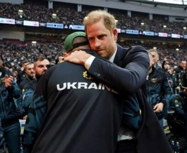 "Бачити ваші усмішки": принц Гаррі привітав українців на Invictus Games