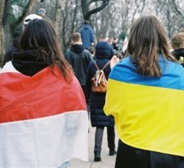 У Польщі змінюють правила виплати допомоги українським біженцям. Що про це варто знати