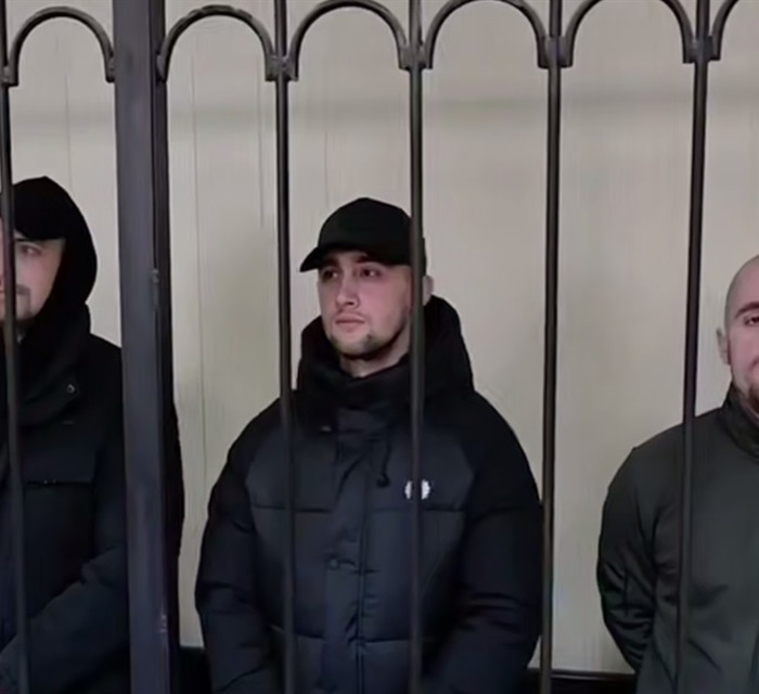 Окупанти засудили трьох морпіхів-захисників Маріуполя на понад 20 років. Що відомо про вироки