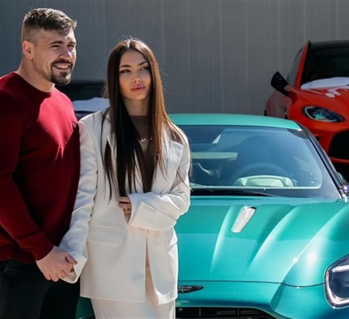Бодибілдер Сергій Данилець придбав ексклюзивний Aston Martin DB12 за 16 млн грн