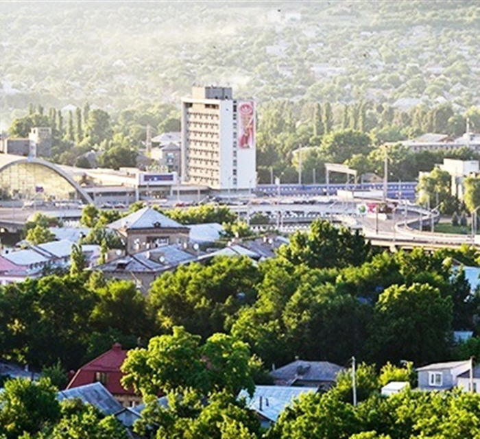 В окупованому Луганську хочуть перейменувати три райони. Як реагують люди на цю ініціативу