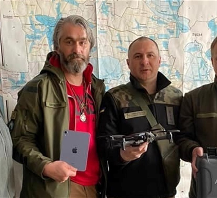 Литовский ветеран обучает украинских воинов управлять дронами. Они смогут доставлять грузы до 20 кг