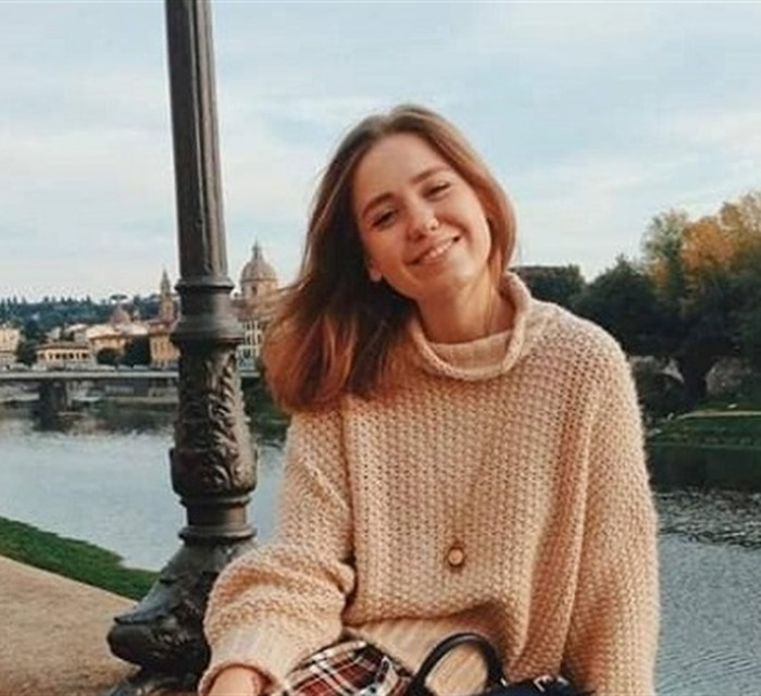 Начала шить по маминым журналам, теперь работает с брендами в Италии. Опыт Ольги Очкас из Мариуполя