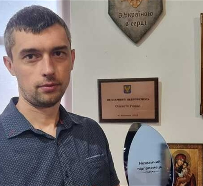 Найцінніше, що я втратив — не станки, а люди. Історія Олексія Ровдо, який відродив справу у Коломиї