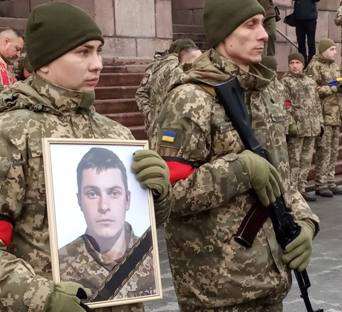 Так Краматорськ попрощався із Валерієм Геровкіним. Місто в жалобі за загиблим на фронті воїном