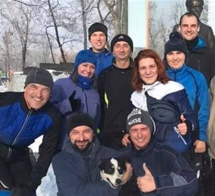 Из Покровска в Бахмут на своих двоих. Кто и зачем пробежит в мороз 77 километров
