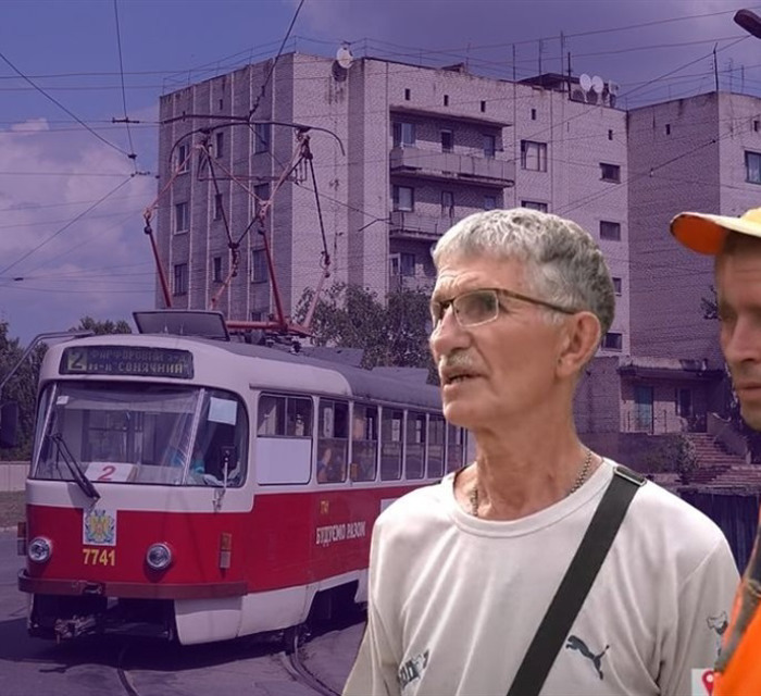 Буденне життя, попри обстріли та безробіття. Як живуть люди у прифронтовій Дружківці
