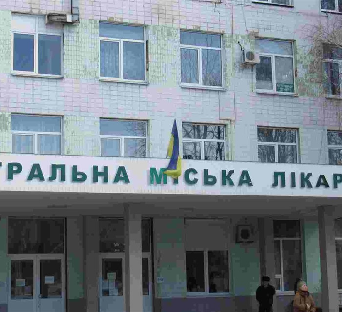 В Лисичанске медики сами шьют себе маски. Что будет, если в городе кто-то заразится коронавирусом?