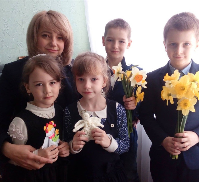 Уехала из Горловки, возглавила новую школу,  получила орден от Филарета: история Светланы Бережной