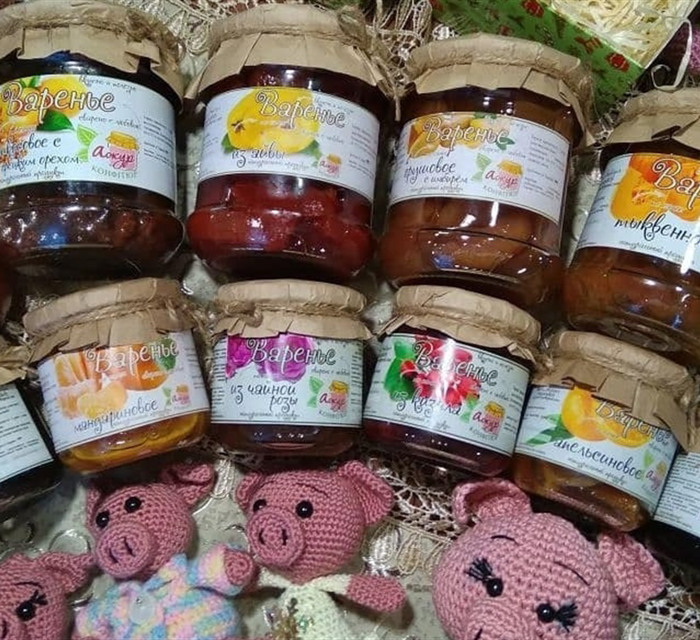 Костянтинівець Саргіс Арутюнян варить варення, яке замовляють на подарунки і подають у ресторанах