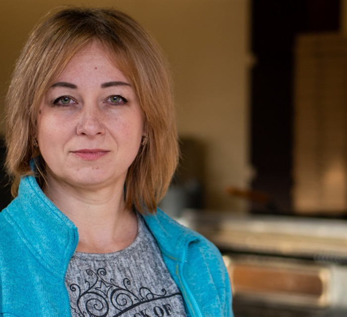 Цю піцерію в Києві відкрила переселенка Ольга Залуговська. Вона ризикнула — і опанувала нову справу