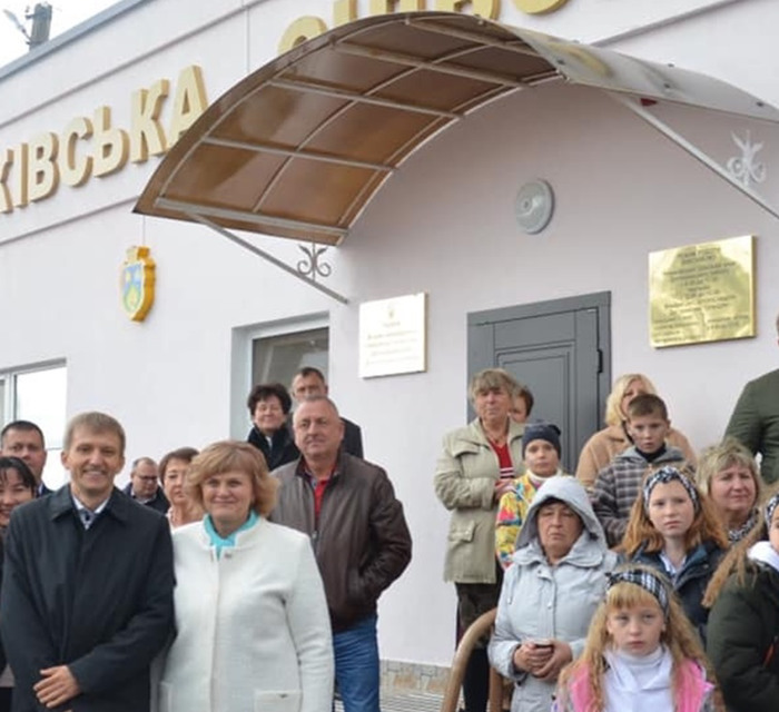 Учителям-переселенцам предлагают работу и жилье на Днепропетровщине. Мы узнали, на каких условиях