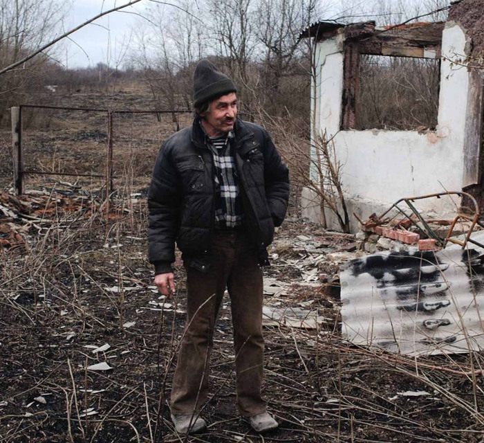 «Живемо влітку без світла, як собаки». Мешканці прифронтової Новоолександрівки про життя в ізоляції