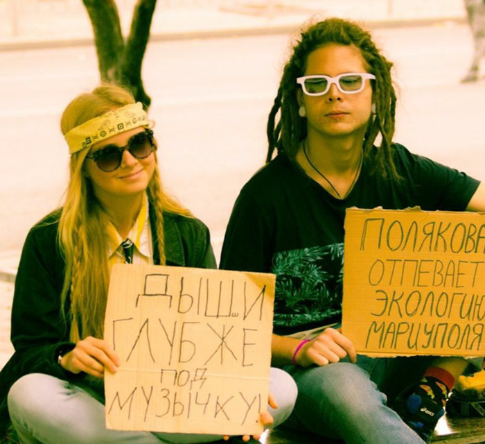 Говорити про те, що болить. Три історії з Маріуполя про розвиток молодіжного активізму