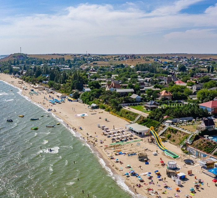 Маріуполь та Урзуф обігнали Одесу (і не тільки) в конкурсі курортів. Ось, чим тут цікаве море