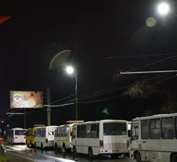 Украина и мир наблюдают за циничной эвакуацией из Донецка и Луганска в Россию. Вот их реакция