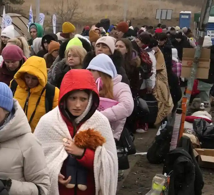 Что надо знать тем, кто эвакуируется в Польшу. Поезда, группы поддержки и условия жизни в ЕС