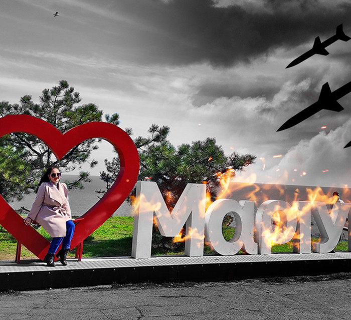 Ми дивилися на бомби та танкові бої в Маріуполі з вікна, як в 3D-кінотеатрі. Щоденник Каті Калюжної