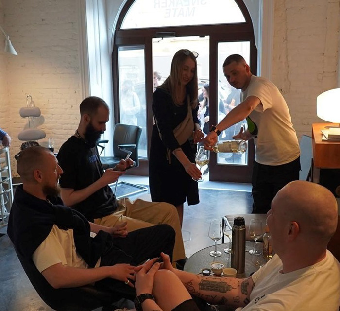 У наш простір Sneaker Mate влучила російська ракета. Ми не здаємося — і відкрили новий у Львові