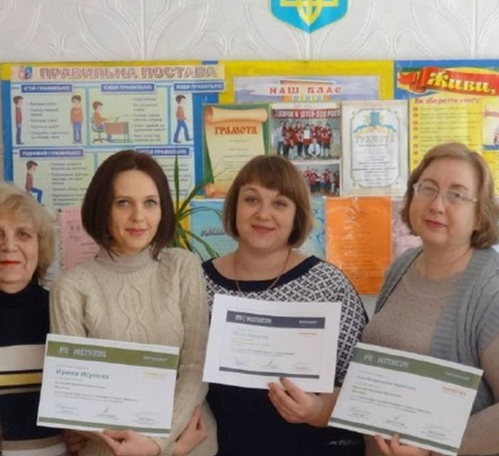 У Києві створили приватний онлайн-ліцей. Там вже викладатимуть 16 маріупольських вчителів