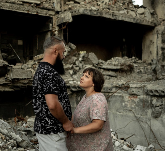 Марія та Євген допомагають дітям з інвалідністю в Маріуполі. Ви можете підтримати їхню ініціативу