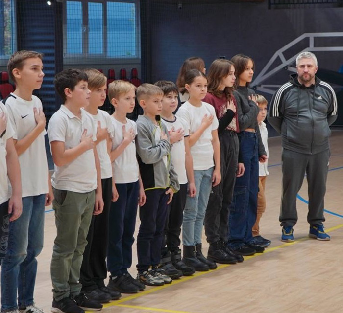 Юних дзюдоїстів з Бучі нагородили кімоно після кемпу в Японії