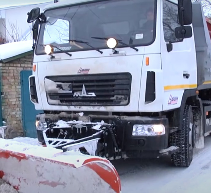 На Київщині очікується погіршення погоди: як комунальники Бучі та Ірпеня готуються до зими