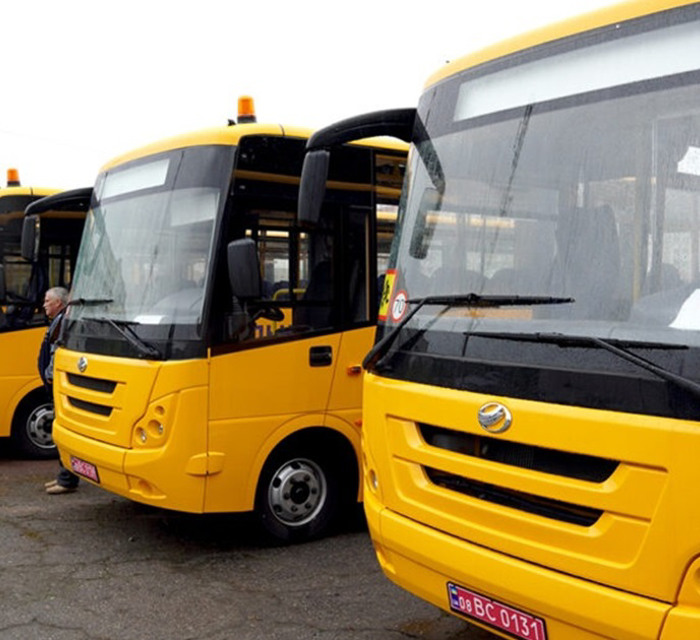 Як формується ціна на проїзд в маршрутках Бучі, Ірпеня, Гостомеля та чому вони їздять не по графіку?