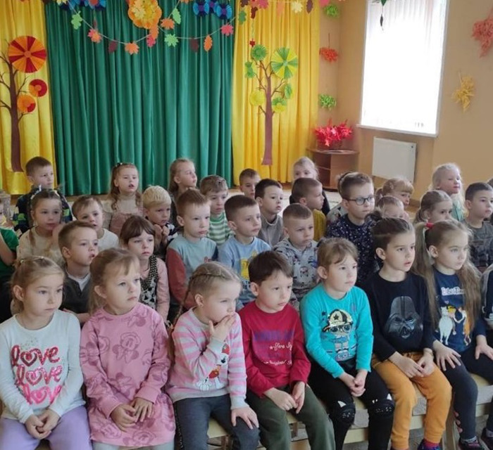 Як зареєструвати дитину в дитсадок у Бучі та Ірпені? Відповіді на поширені питання та контакти