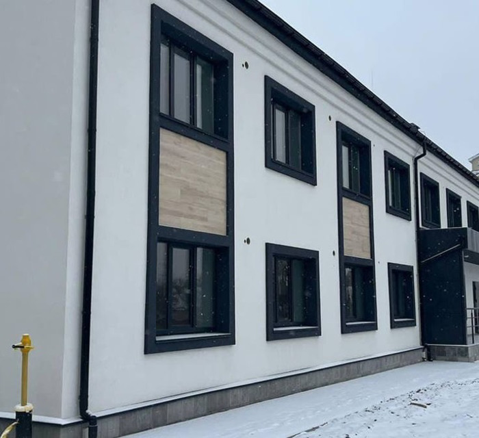 Благодійники перетворили занедбаний гуртожиток у Михайлівці-Рубежівці в сучасне житло для ВПО