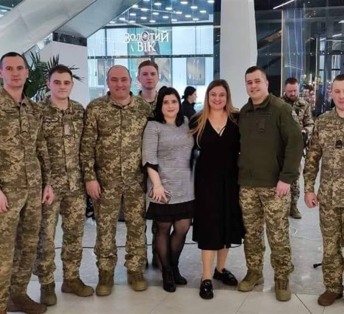 Військовий оркестр виступив в Бучі на підтримку захисників з 60 ОМБр