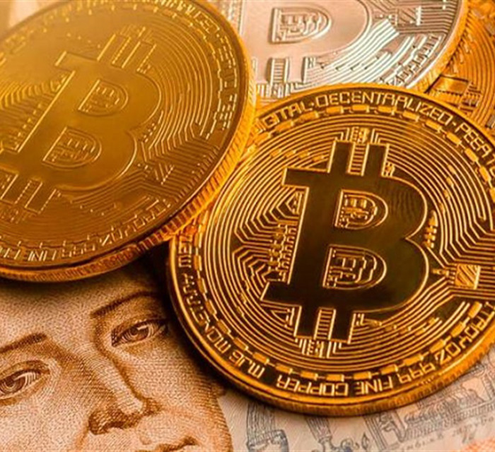 Обмін Біткоїнів на гривні: як організувати виведення Bitcoin (BTC) на дебетову або кредитну гривневу