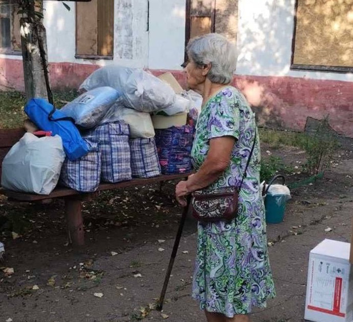 Зачиняють магазини, пошти, лікарні. Що відбувається у Мирнограді, Селидовому і Покровську