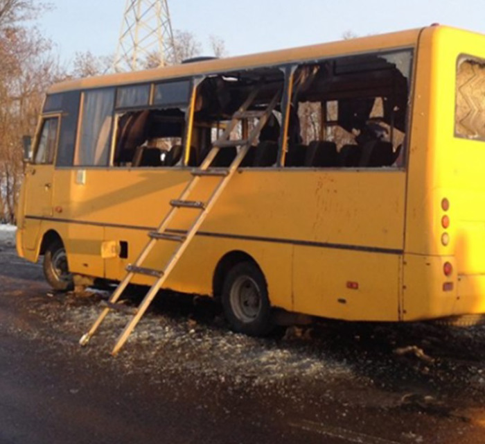 Роковини теракту під Волновахою. 10 років тому росіяни обстріляли автобус і вбили 12 цивільних людей