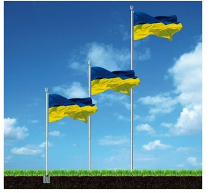 Флагштоки з нержавійки: чому це найкращий вибір?