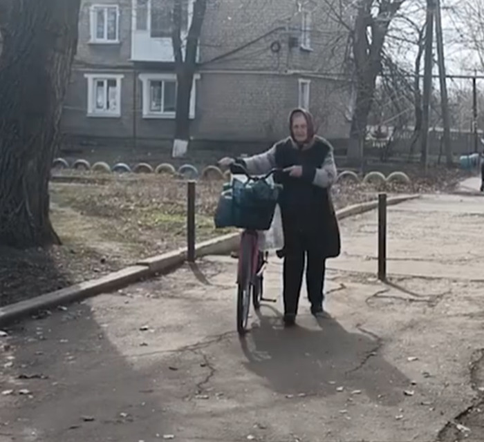 Армія рф контролює в’їзд в Родинське. Там досі залишається 1000 людей — як вони живуть