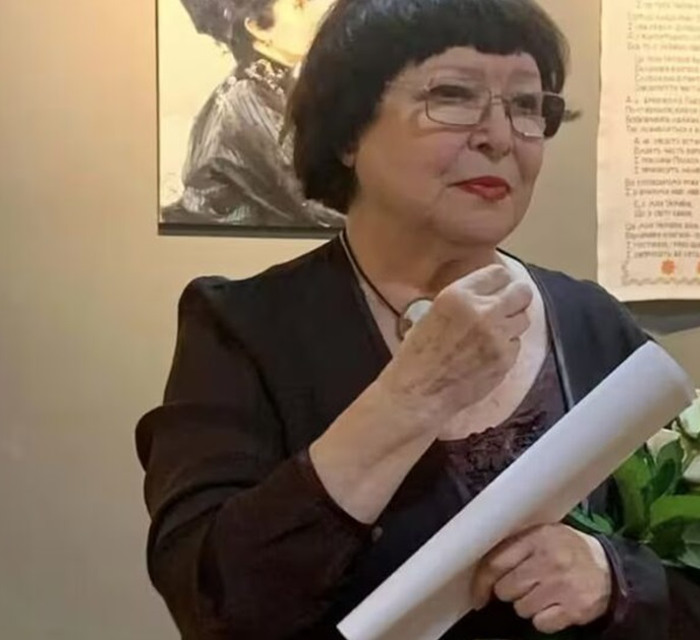 Відому народну актрису вигнали з Театру Франка, через конфлікт з перейменуванням. Що сталося