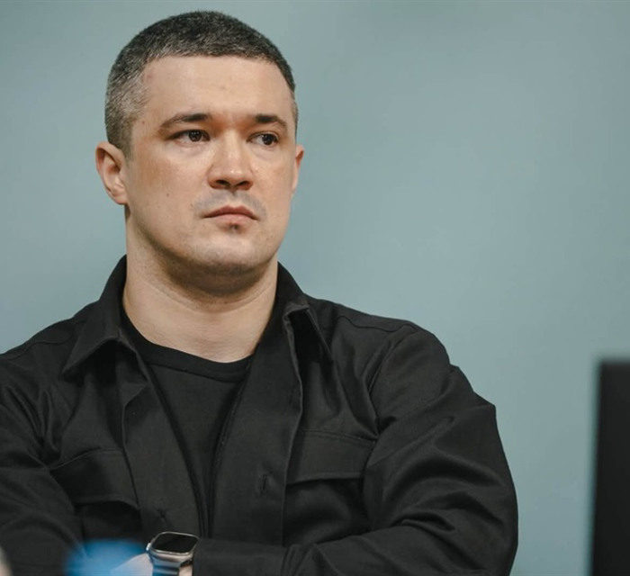 "Він придумав, як розколоти країну". Федоров про Сирського і протистояння замість боротьби з Росією