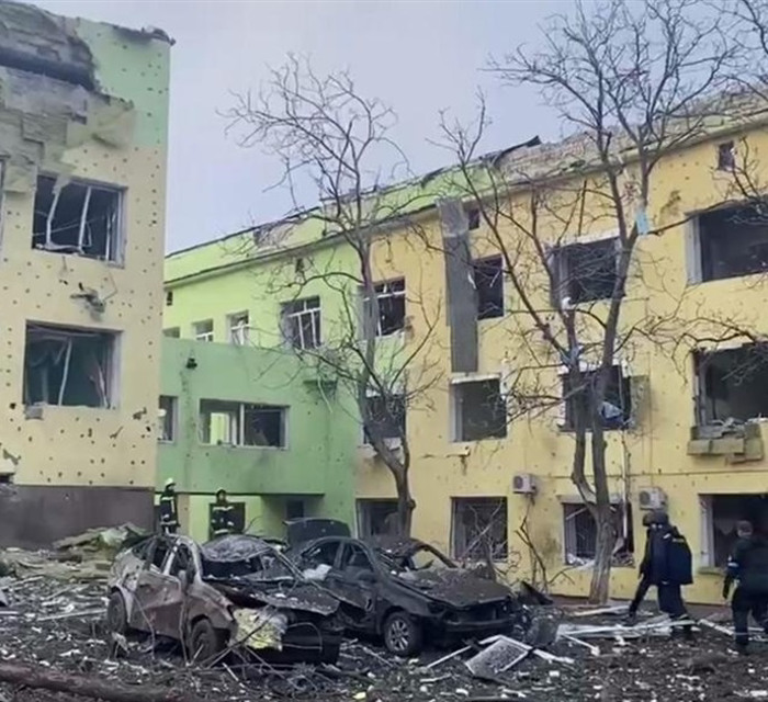 Ці лікарні Донеччини і Луганщини знищені росією. Ось на які руїни їх перетворили